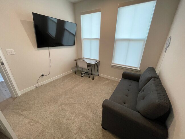 3121 Coquina Ln, Charlotte, NC 28206 - photo 6