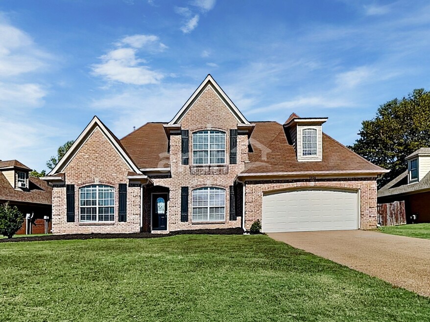 13136 Braybourne Pkwy, Olive Branch, MS 38654 - photo 1