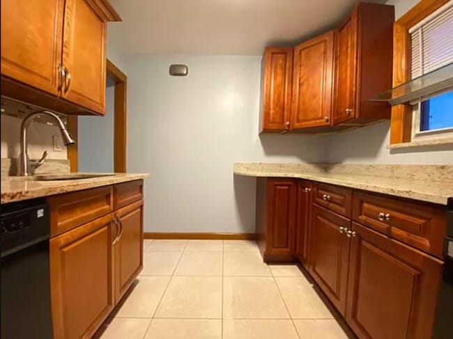 21-08 29th Ave unit 3, Long Island City, NY 11102 - photo 6