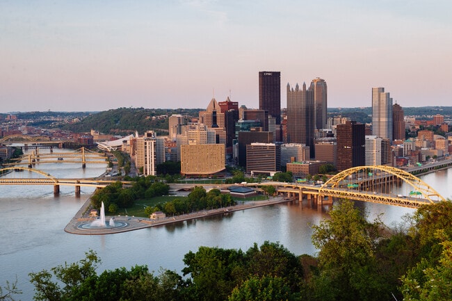 City vibes, suburban comfort! Elk Ridge is just 25 minutes from downtown Pittsburgh—Rt. 65 makes nightlife and entertainment at Stage AE a breeze!