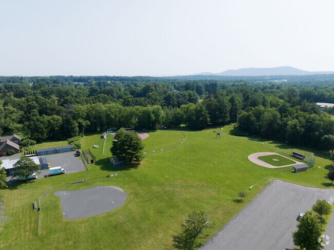 Pomeroy Memorial Park has you covered in Southampton with outdoor activities.