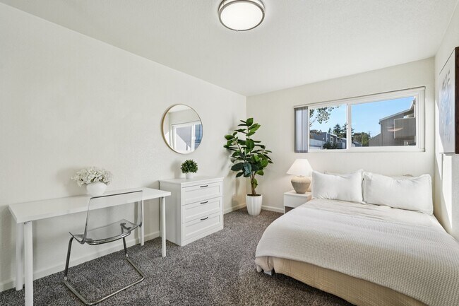 Aggie Square Apartments, Davis, CA 95616 - photo 4