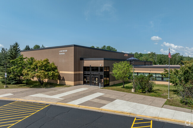 Lakewood Elementary School is a top 10 public elementary schools in Duluth according to Niche.