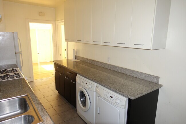 2571 Virginia St unit 1, Berkeley, CA 94709 - photo 4
