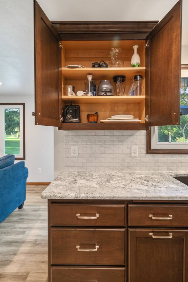 1212 Circle Dr, Green Bay, WI 54313 - photo 5