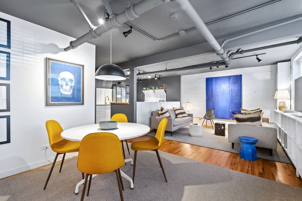 3759 N Wayne Ave unit ID1360079P, Chicago, IL 60613 - photo 1