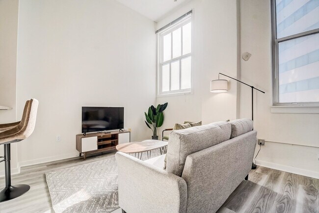 50 N Illinois St unit ID1014583P, Indianapolis, IN 46204 - photo 3