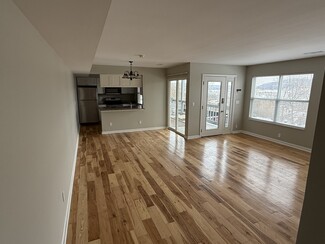 324 Collins Ave Unit 1, Cincinnati, OH 45202