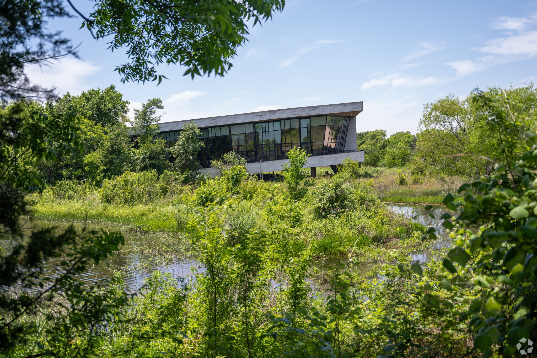 Trinity River Audubon Center Building offers classes, tours and other events in McCommas Bluffs.