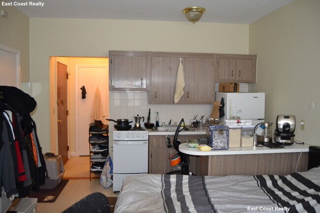 1120 Commonwealth Ave unit 6, Boston, MA 02134 - photo 5