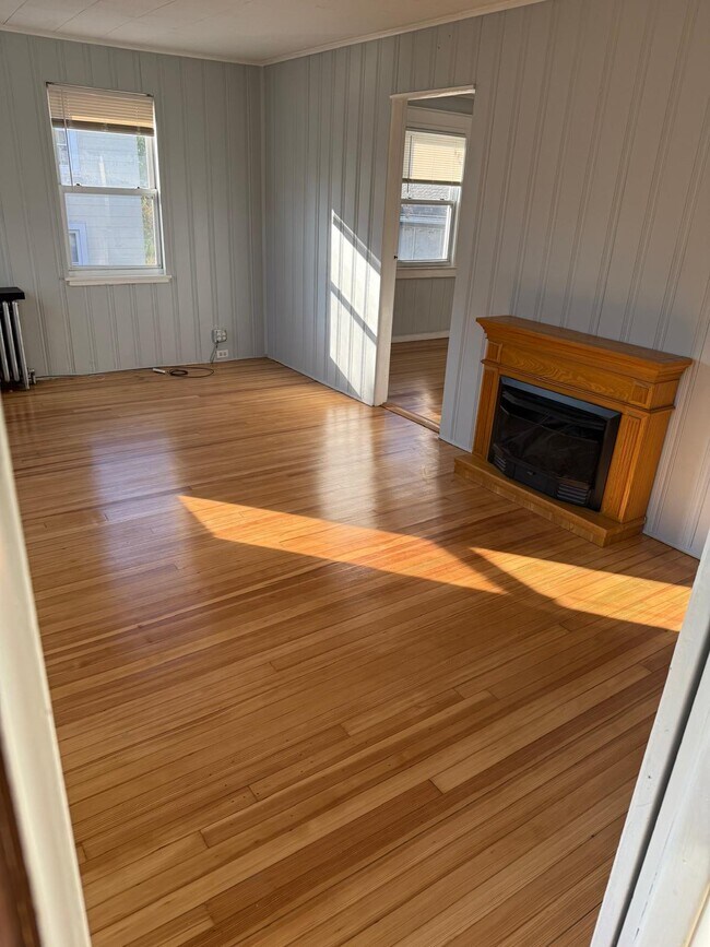 12 Forest Row unit 1, Great Neck, NY 11023 - photo 6