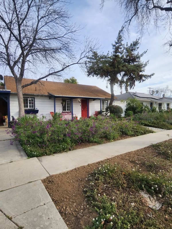 7248 Shoshone Ave, Los Angeles, CA 91406