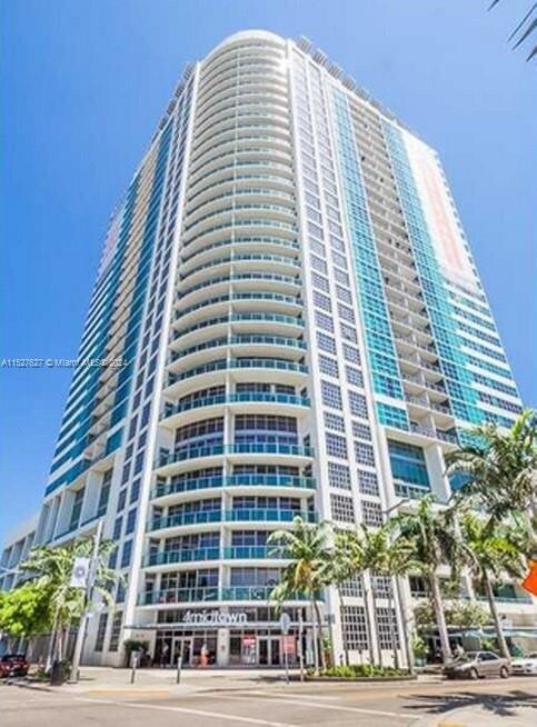 3301 NE 1st Ave unit M0506, Miami, FL 33137 - photo 2