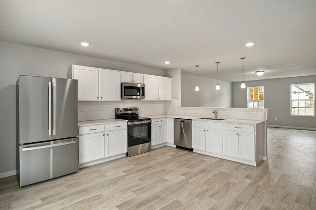 922 Forest St, Marshall, MI 49068 - photo 5