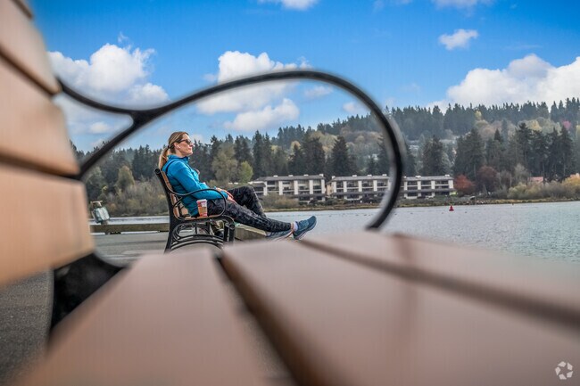 Linwood Heights residents enjoy a sunny day on the shores of Lake Washington.