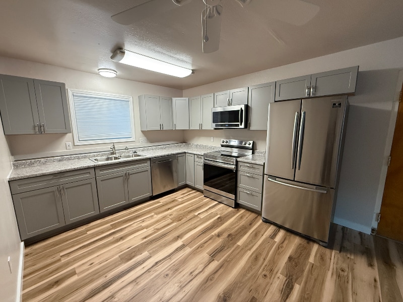 533 Mumford St unit 2, Anchorage, AK 99508 - photo 1