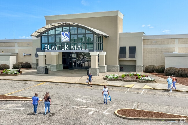 Shoppers in Cherryvale make the short drive to the Sumter Mall for stores and restaurants.