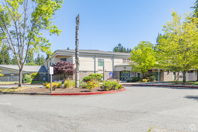 This Bremerton area elementary school serves students in grades Pre-K-5th grade.