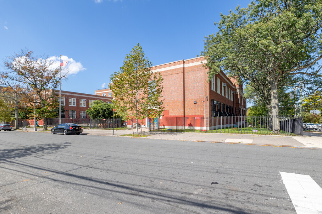 P.S. 78 Stapleton Lighthouse is committed to quality education.
