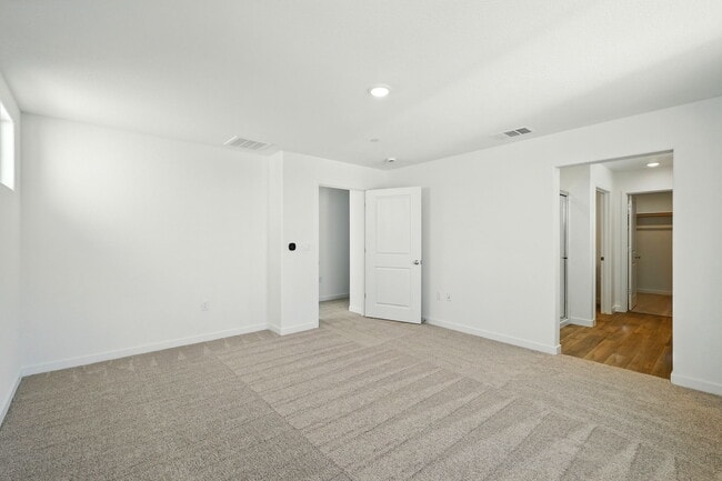 1384 Leonhardt Loop, Lincoln, CA 95648 - photo 6