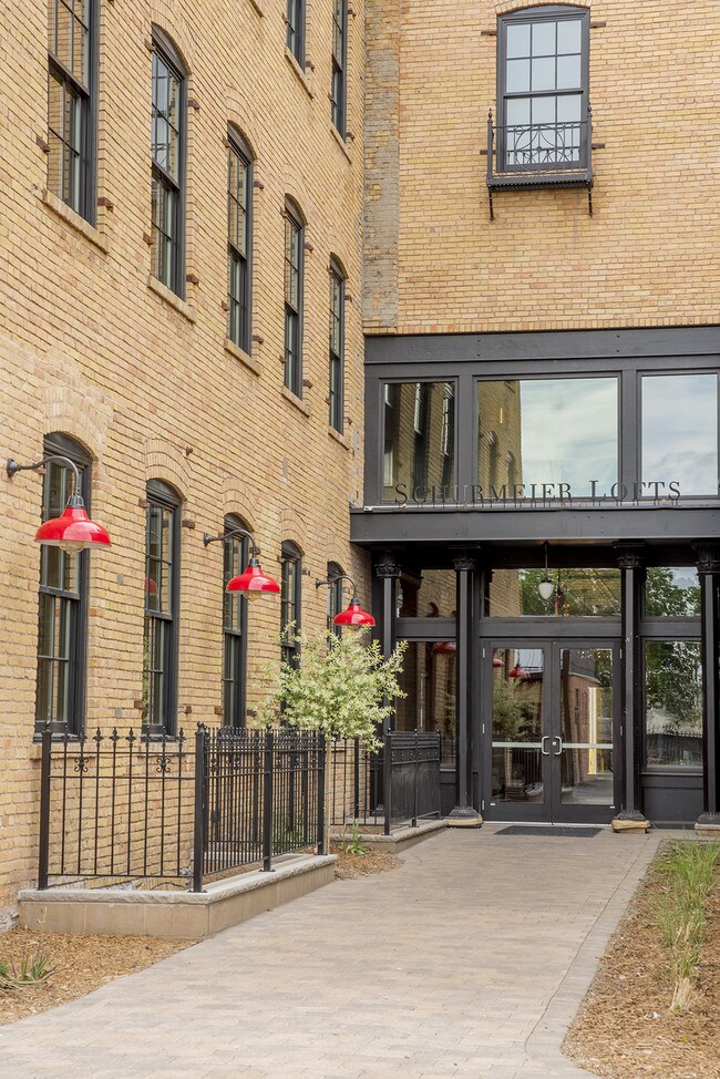 Schurmeier Lofts, Saint Paul, MN 55101 - photo 2