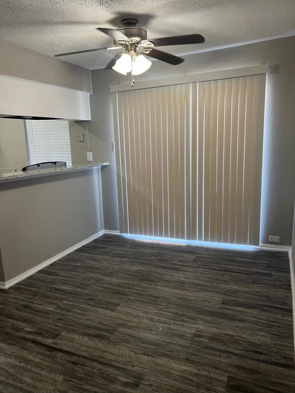 3203 W Walnut Hill Ln unit 2, Irving, TX 75038 - photo 4