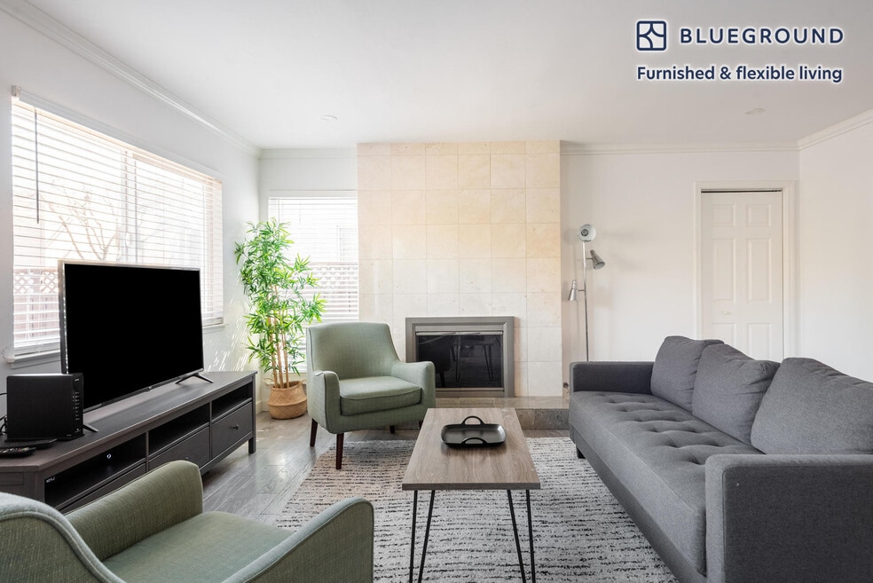 328 Bryant St, Palo Alto, CA 94301 - photo 1