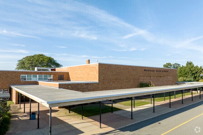 Wantagh High School has 830 students in grades 9-12 with a student-teacher ratio of 11 to 1.