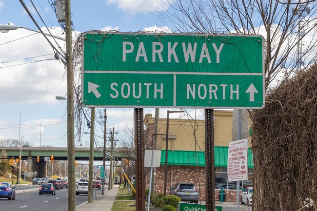 Garfield’s close proximity to the Garden State Parkway makes commuting to nearby cities fast and convenient.