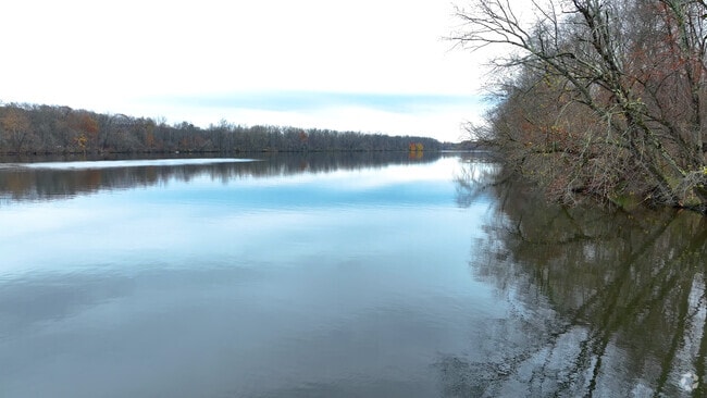 Neighborhood_Halfmoon_V2_022324