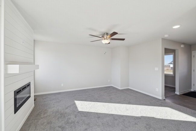 0 Y Ave unit 38620363, Grimes, IA 50111 - photo 5