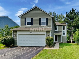 9921 Bedford Dr, Huntley, IL 60142
