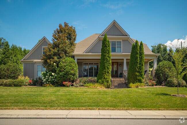 Signal Mountain offers newly built family homes on larger lots.