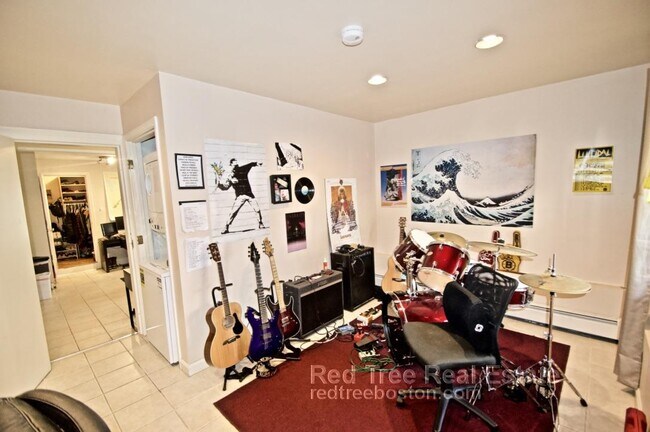 45 Donnybrook Rd, Brighton, MA 02135 - photo 5