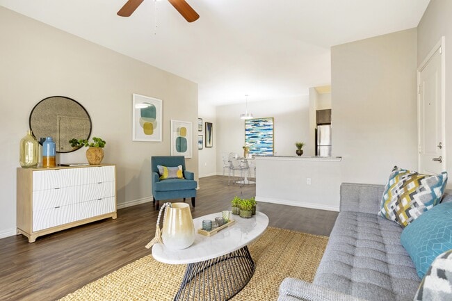 La Veranda at Polly Lane Apartments, Lafayette, LA 70508 - photo 7