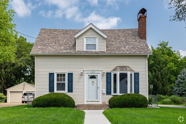 Colonial revival homes are on almost every block in Central Rock Island.