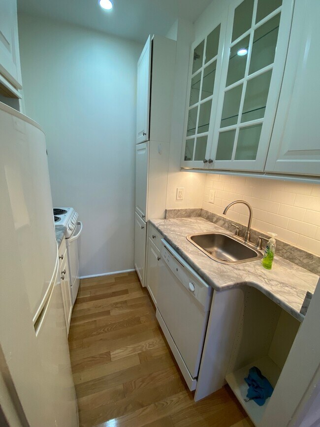55 Hemenway St unit 12A, Boston, MA 02115 - photo 7