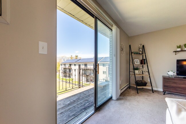 Princeton Reserve, Dracut, MA 01826 - photo 3