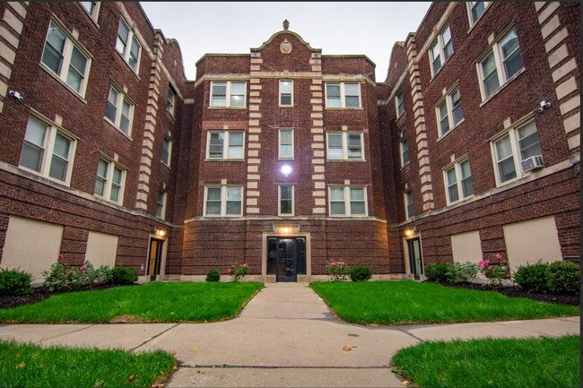 2826 E 78th St unit 3, Chicago, IL 60649 - photo 5