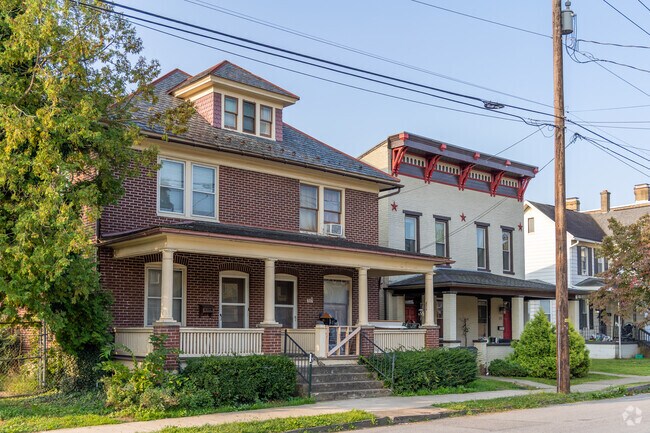 American Foursquare homes can be found in Millionaire's Row with plenty of space for families.