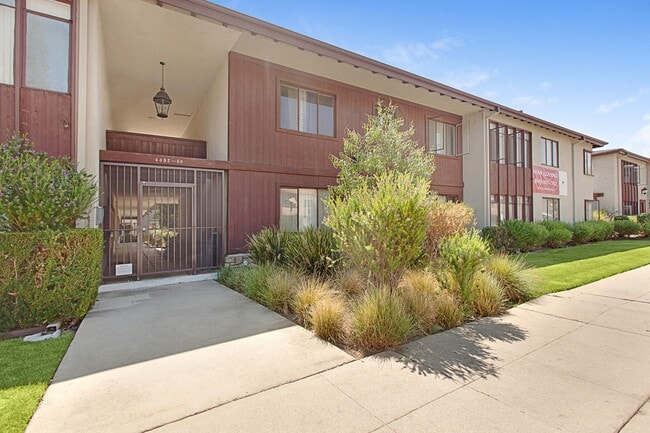 Hazeltine Apartments, Sherman Oaks, CA 91423 - photo 5