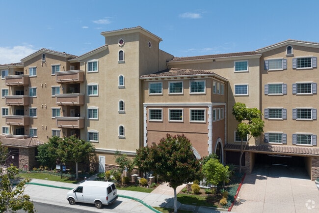 Buy a condo in Torrance Heights California.