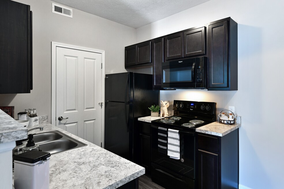 Gage Crossing, Dublin, OH 43016 - photo 1