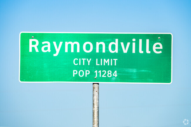 Raymondville has a population of approximately 11,284 as of the 2020 census.