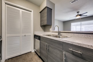 2605 Franklin Dr, Mesquite, TX 75150