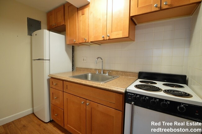 168 N Beacon St unit 1, Brighton, MA 02135 - photo 3