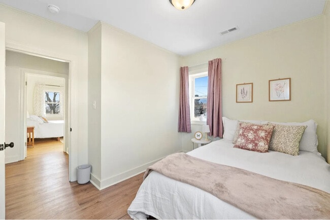 701 S 2nd St, Shenandoah, VA 22849 - photo 5