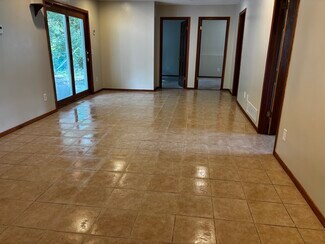 11331 W River Rd Unit First Floor, Champlin, MN 55316