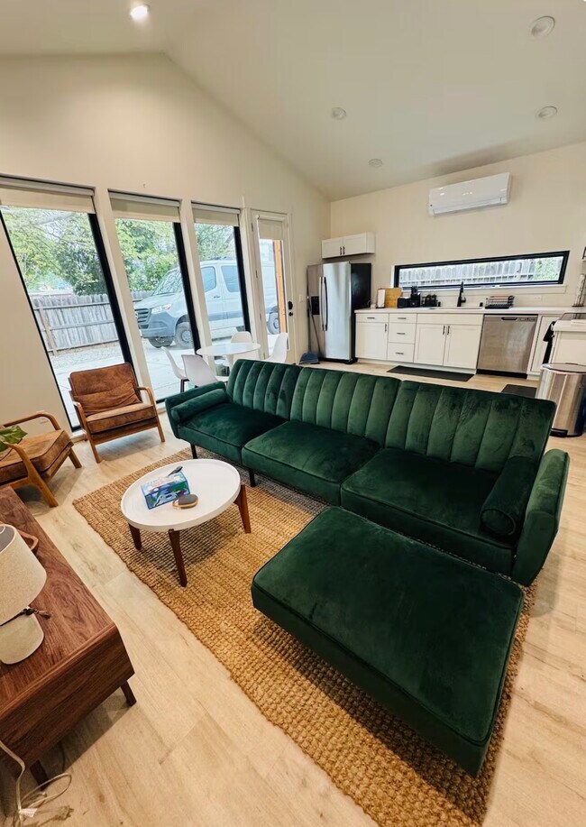 717 Loma St, Redding, CA 96003 - photo 6