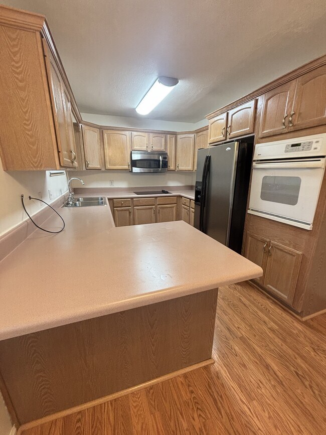 3929 Creekway Ct, Nashville, TN 37218 - photo 5